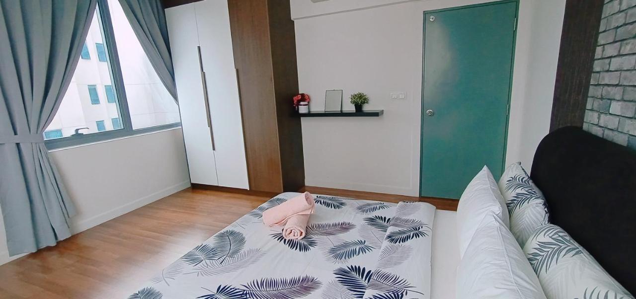Signature Apartment At Mercu Summer Suites Klcc Kuala Lumpur Exterior photo