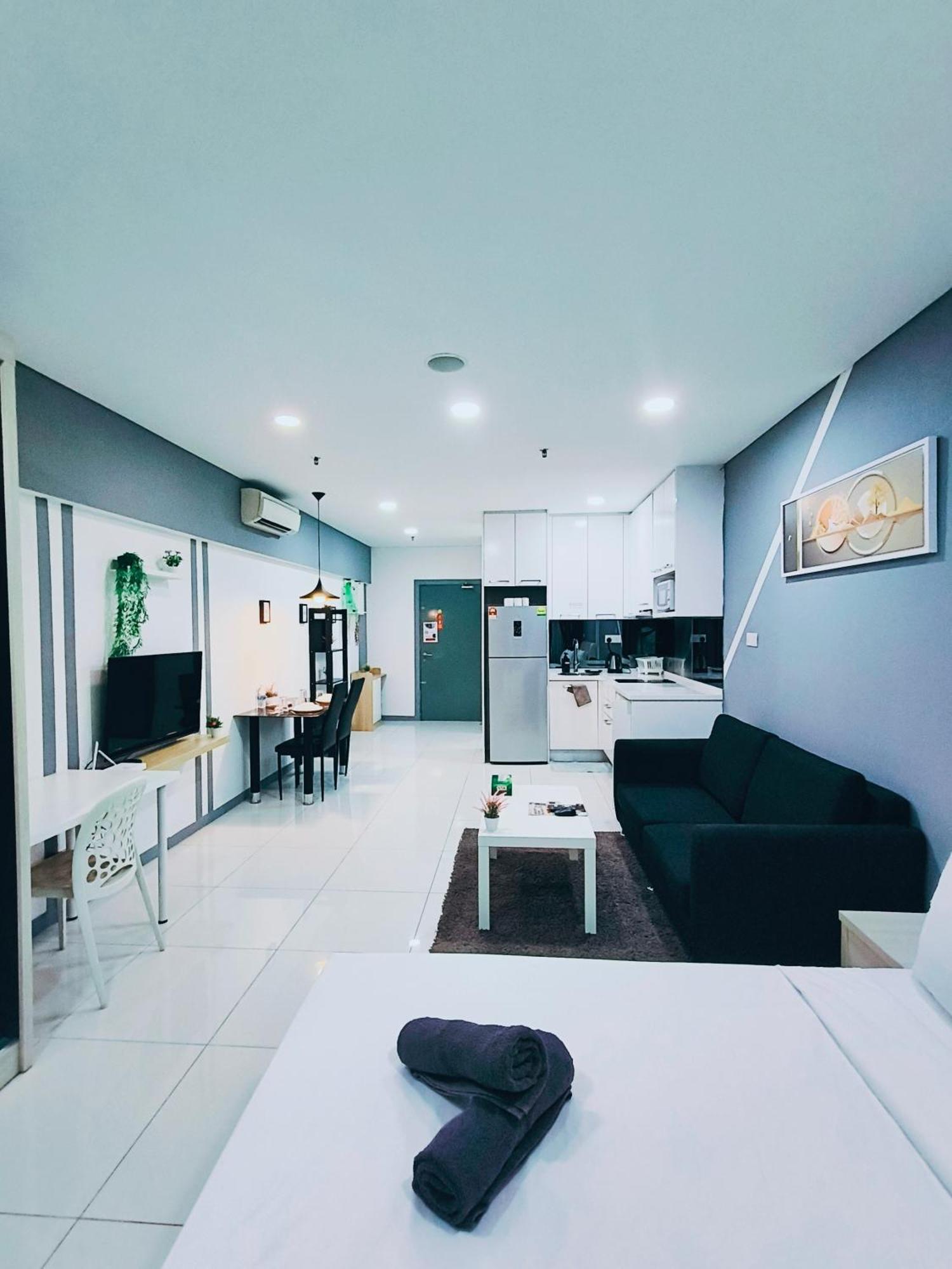 Signature Apartment At Mercu Summer Suites Klcc Kuala Lumpur Room photo